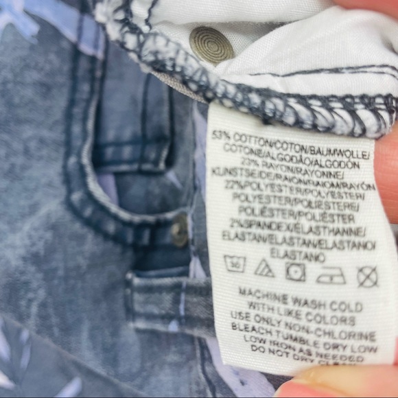 Free People Dark Gray with Leafs Size w30 - Picture 14 of 15